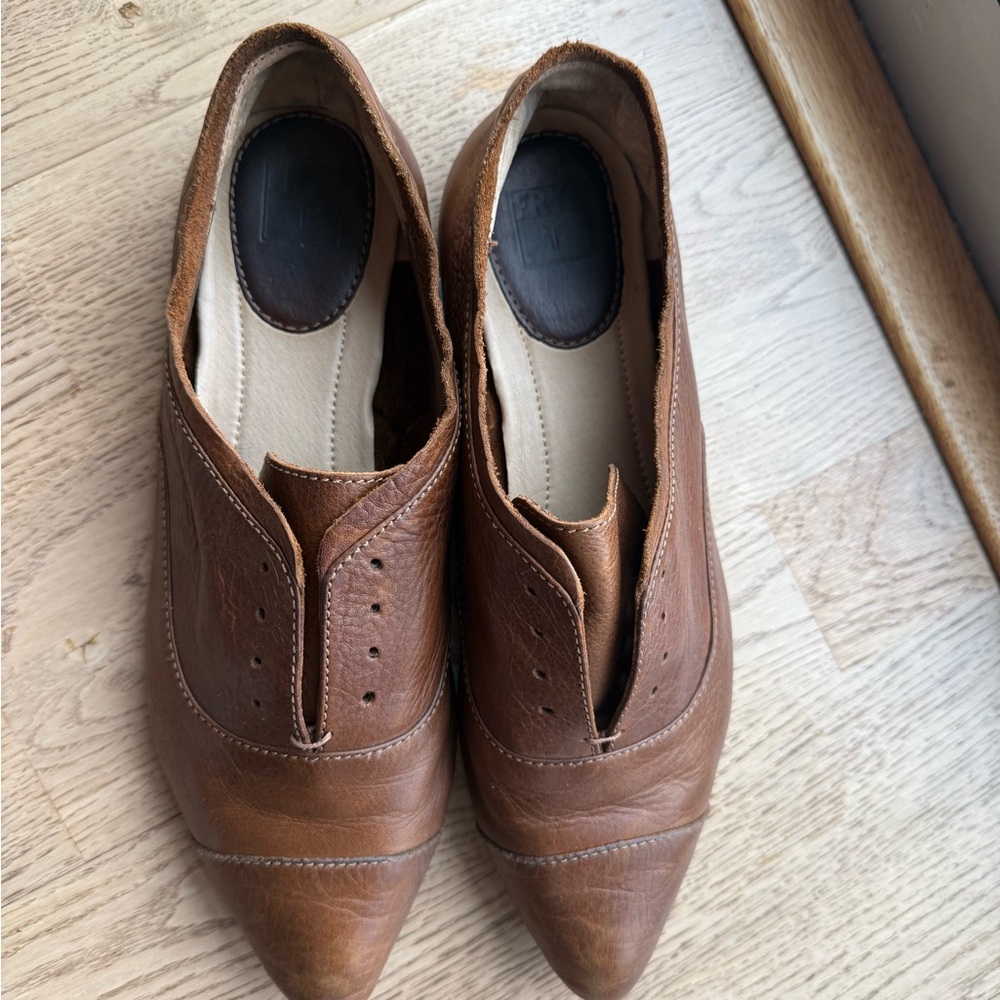 Classic Brown Leather Women’s Shoes